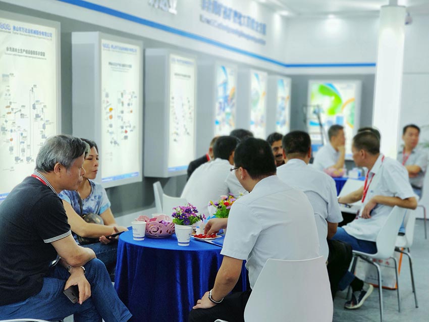 星空(中国)携系列新品精彩亮相第33届广州陶瓷工业展